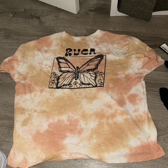 RVCA tie dye T-shirt. Lose fitting. - Picture 4 of 5